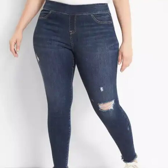 Lane Bryant Denim - Lane Bryant High Rise Pull-On Distressed Jegging Plus Size 24